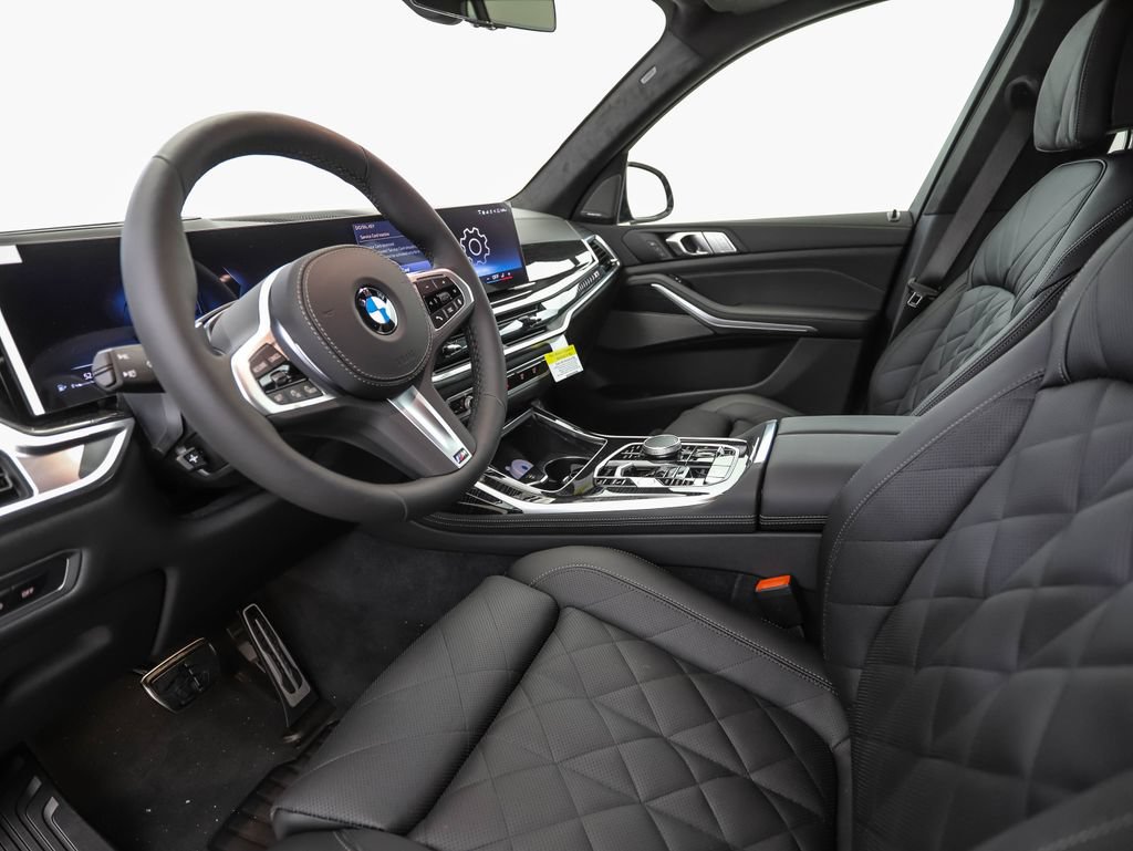 Used 2027 BMW X7 xDrive40i w/ M Sport Package AWD/4WD image 10