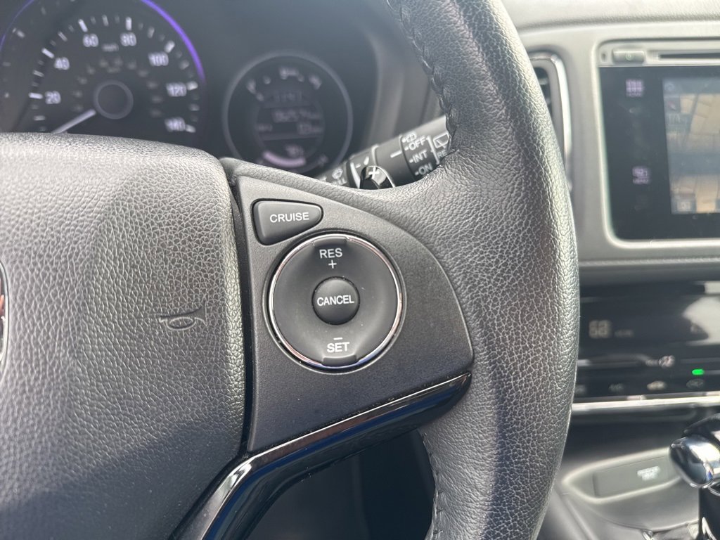 Used 2017 Honda HR-V EX-L image 11