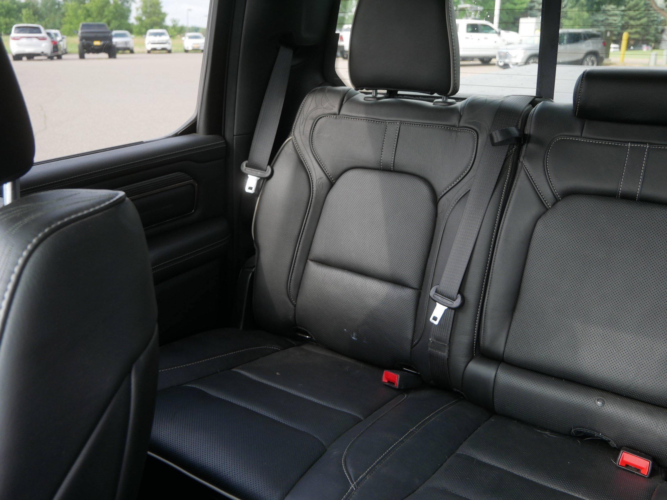 Certified 2020 RAM 1500 Limited w/ Black Appearance Package AWD/4WD image 12