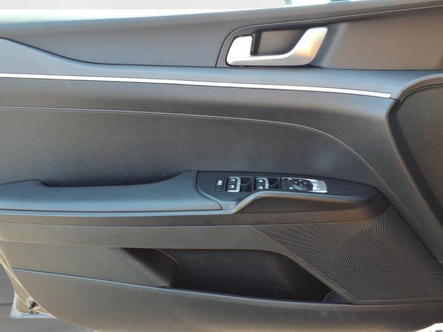 Used 2025 Kia K5 LXS image 16