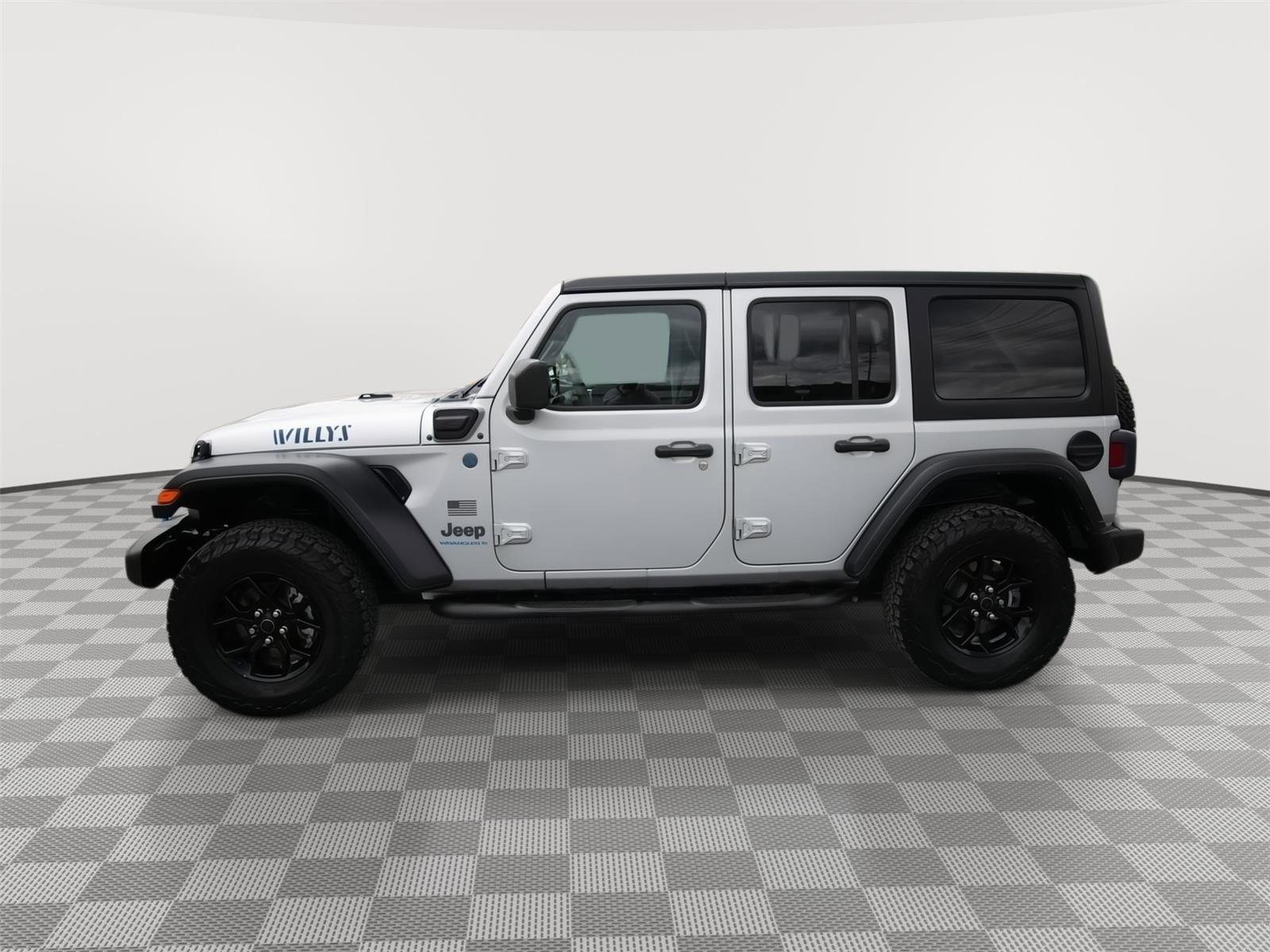 Used 2024 Jeep Wrangler Unlimited AWD/4WD image 8