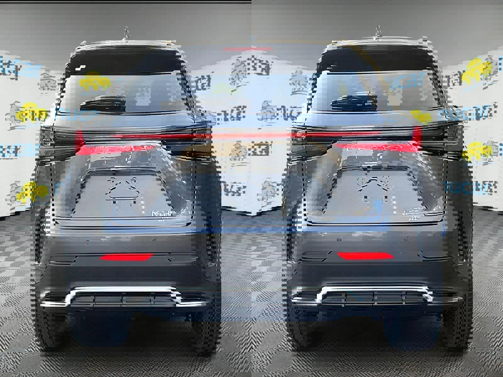 Used 2024 Lexus NX 450h+ F Sport image 5