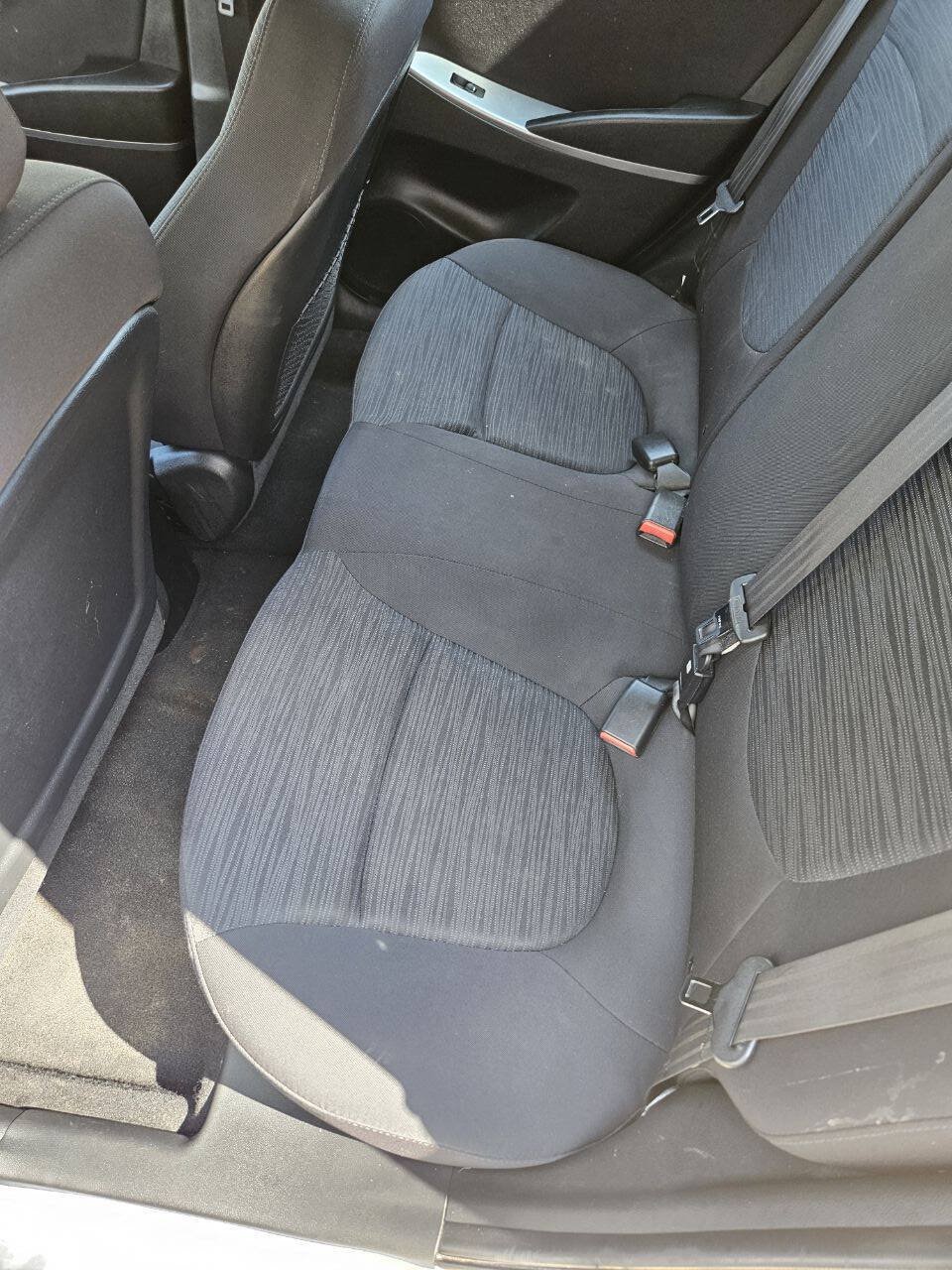 Used 2017 Hyundai Accent SE FWD image 11