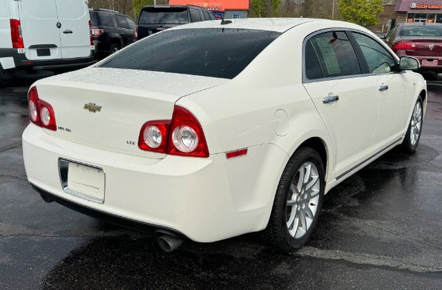 Used 2008 Chevrolet Malibu LTZ image 11