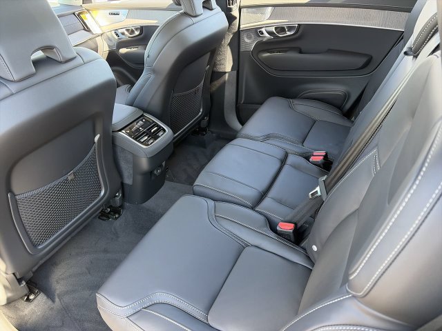 New 2027 Volvo XC90 B6 Ultra AWD/4WD image 18