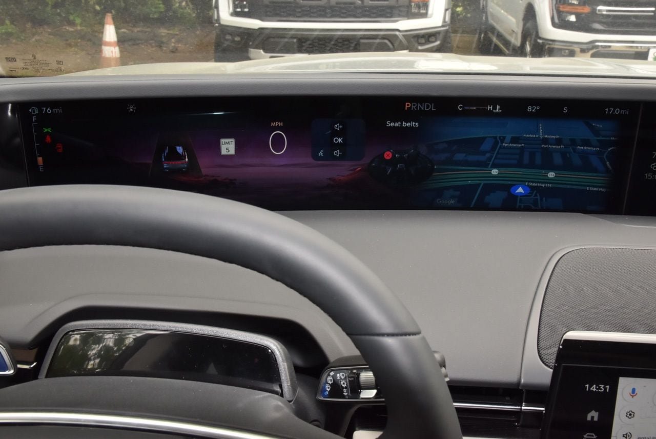 New 2026 Lincoln Nautilus Reserve AWD/4WD image 33