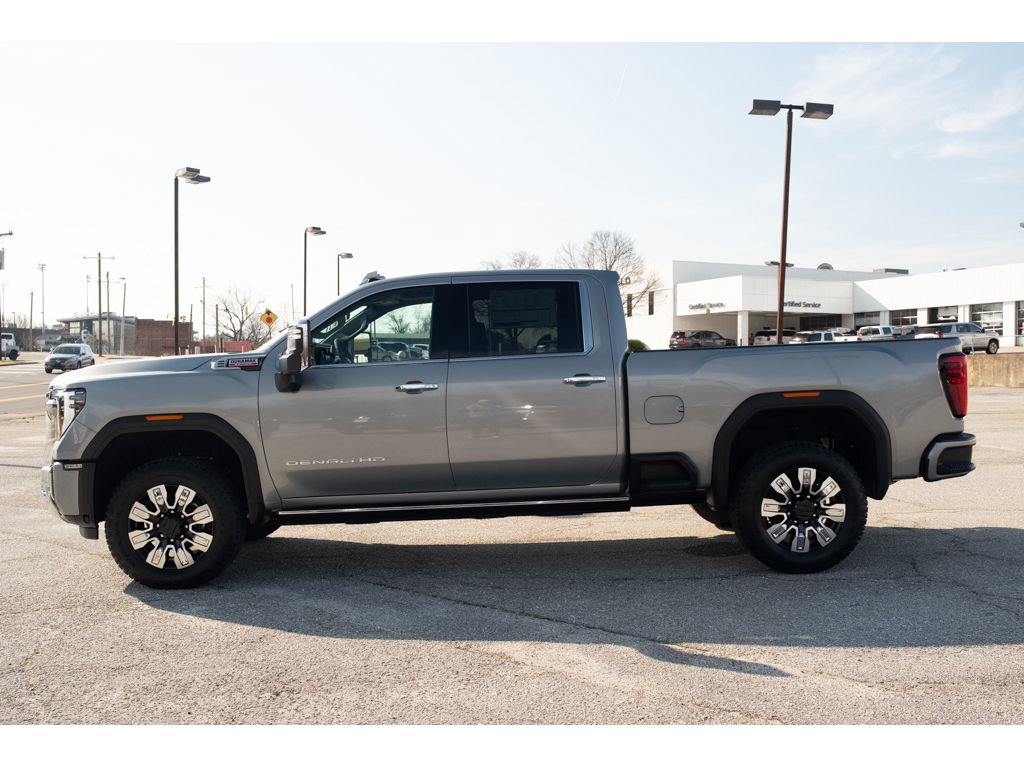 New 2026 GMC Sierra 2500 Denali w/ Denali Reserve Package image 4