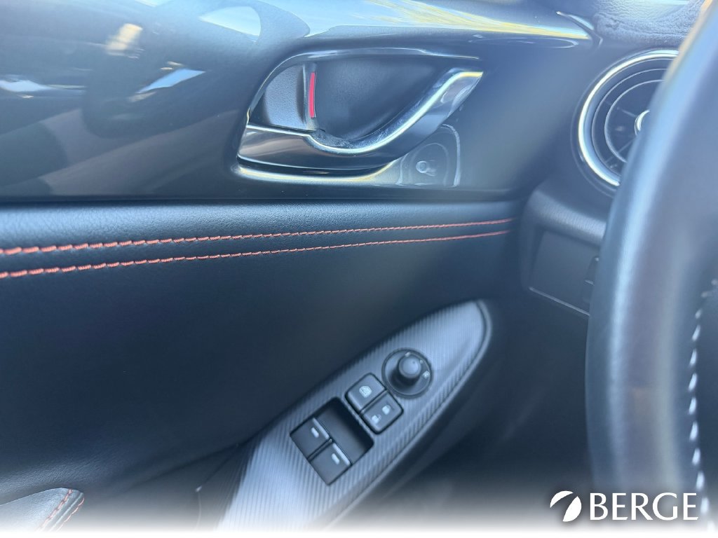 Used 2022 MAZDA MX-5 Miata RF Grand Touring w/ Weather Package RWD image 24