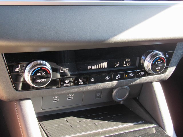 New 2025 Mitsubishi Outlander AWD image 21