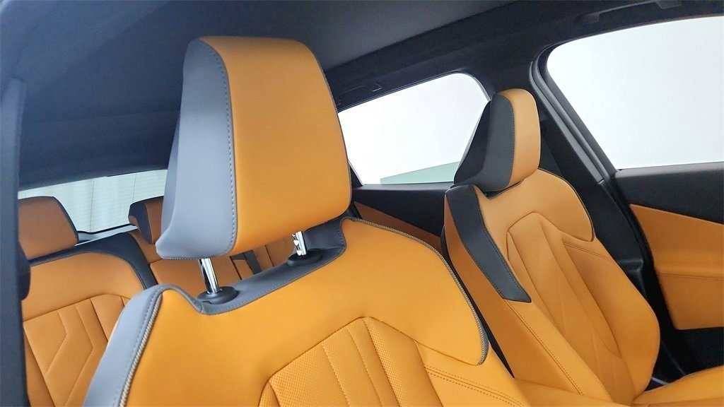 New 2025 BMW X3 xDrive30i w/ Premium Package image 18