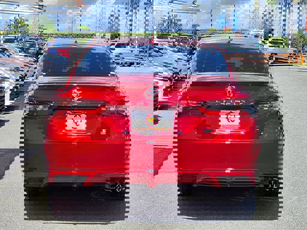 Certified 2024 Toyota Camry SE FWD image 5