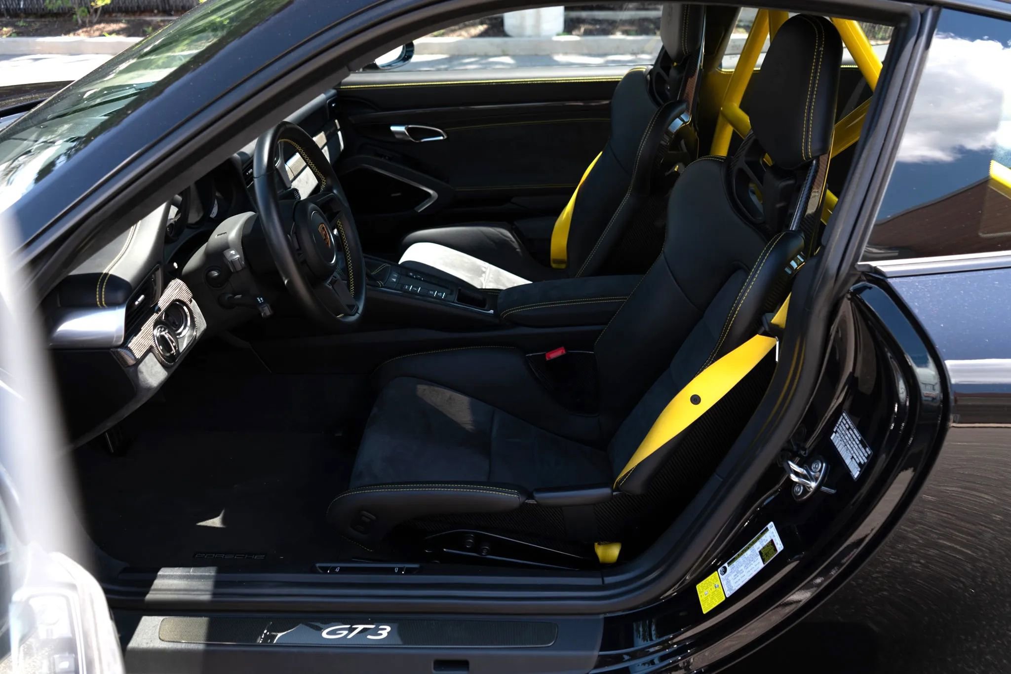 Used 2018 Porsche 911 GT3 RWD image 52