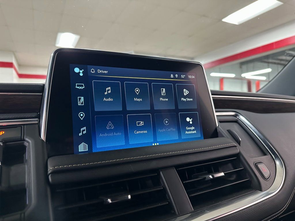 Used 2024 Chevrolet Tahoe Premier AWD/4WD image 25