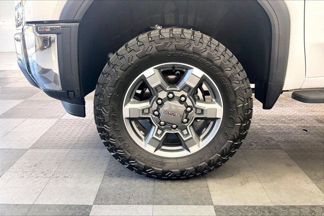 Used 2026 GMC Sierra 2500 SLT AWD/4WD image 8