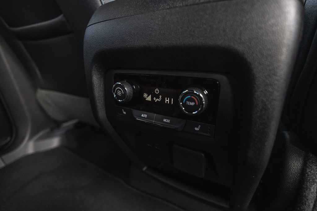 New 2026 Chevrolet Traverse High Country image 33