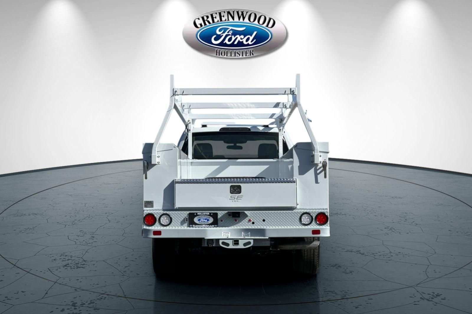 New 2025 Ford F350 XL w/ XL Chrome Package RWD image 5