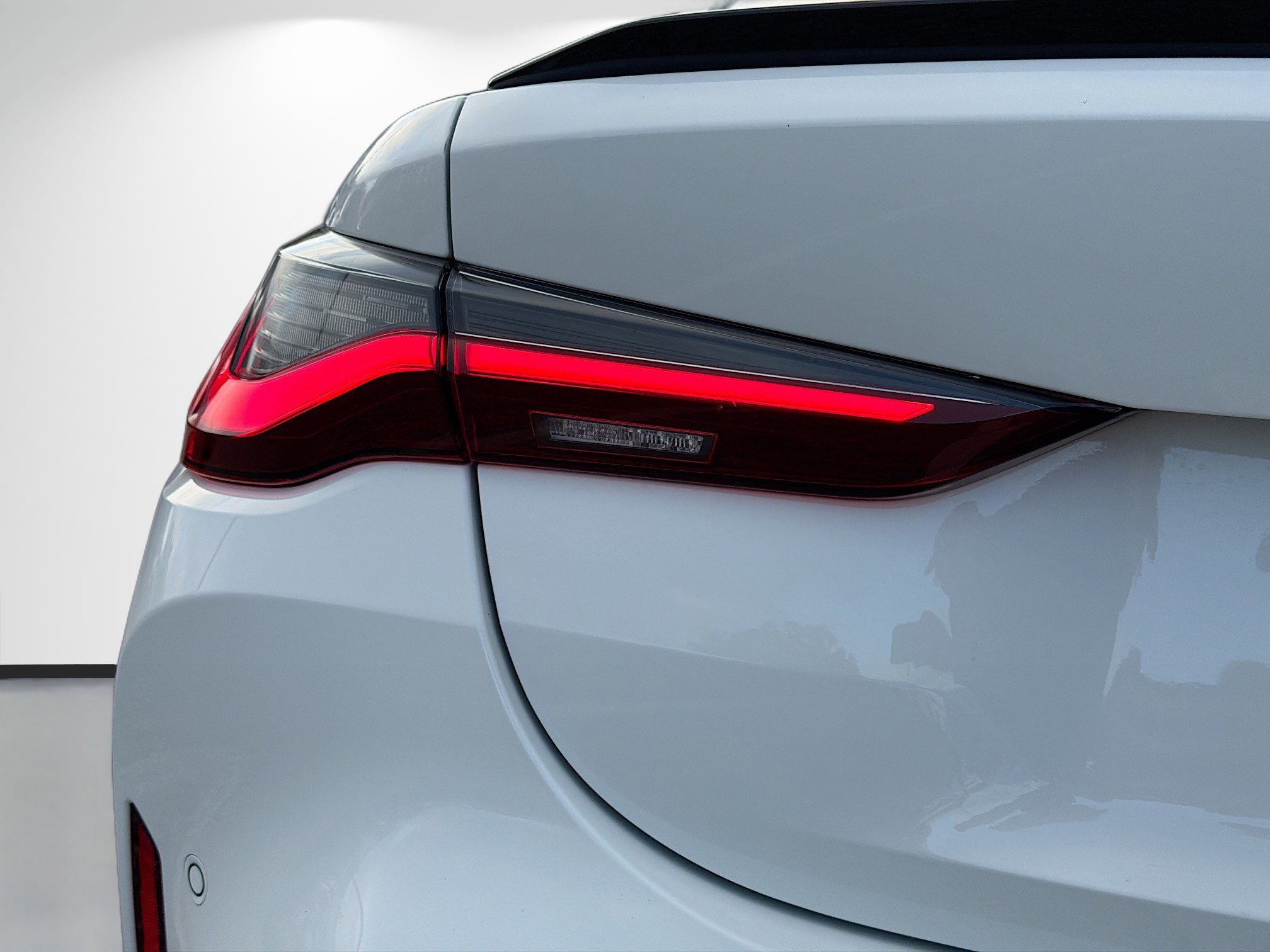 Used 2022 BMW M4 Executive w/ Executive Package image 10