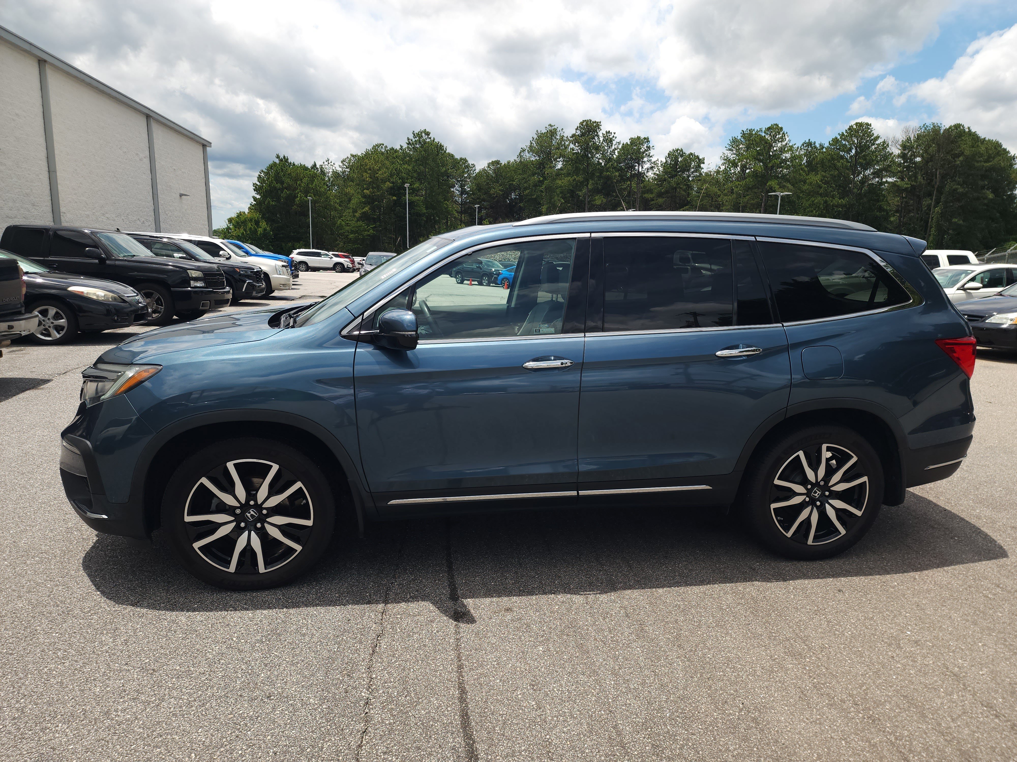 Used 2020 Honda Pilot Elite image 9