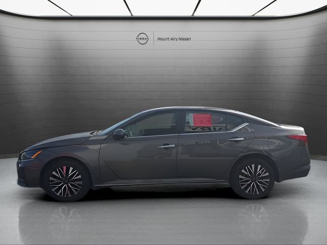 Certified 2024 Nissan Altima 2.5 SV w/ SV Premium Package image 8