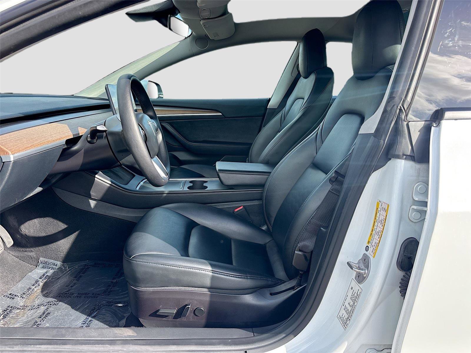 Used 2023 Tesla Model 3 Standard Range image 21