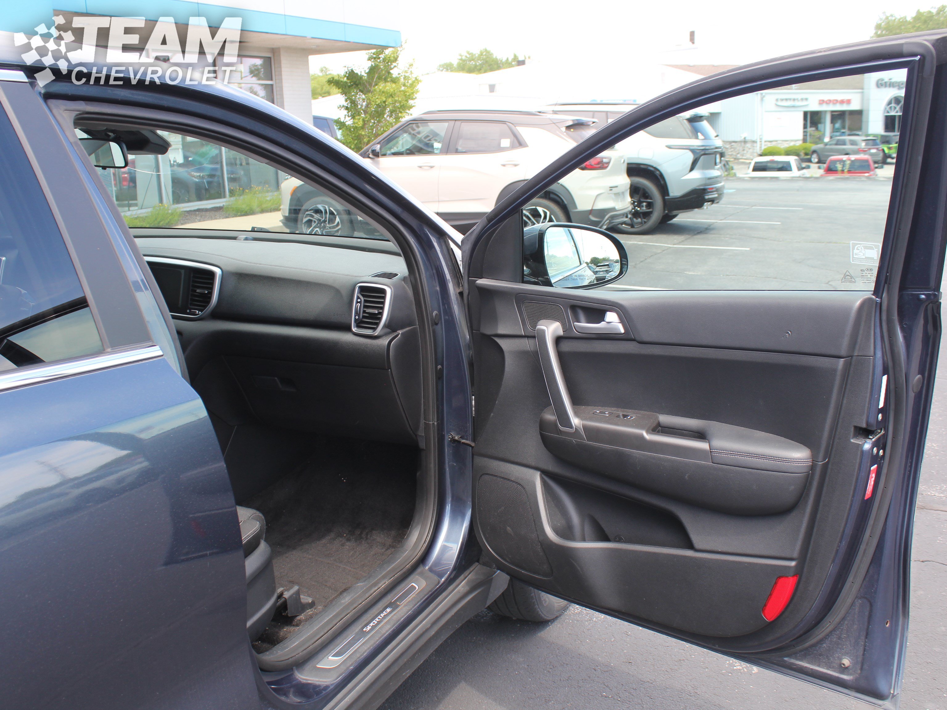 Used 2020 Kia Sportage LX w/ LX Popular Package AWD/4WD image 27