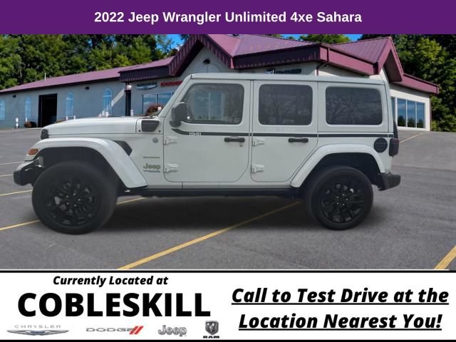 Used 2022 Jeep Wrangler Unlimited Sahara AWD/4WD image 8