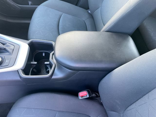 Used 2025 Toyota RAV4 XLE AWD/4WD image 27