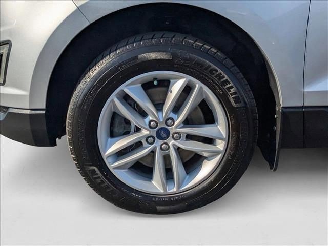 Used 2017 Ford Edge SEL image 25