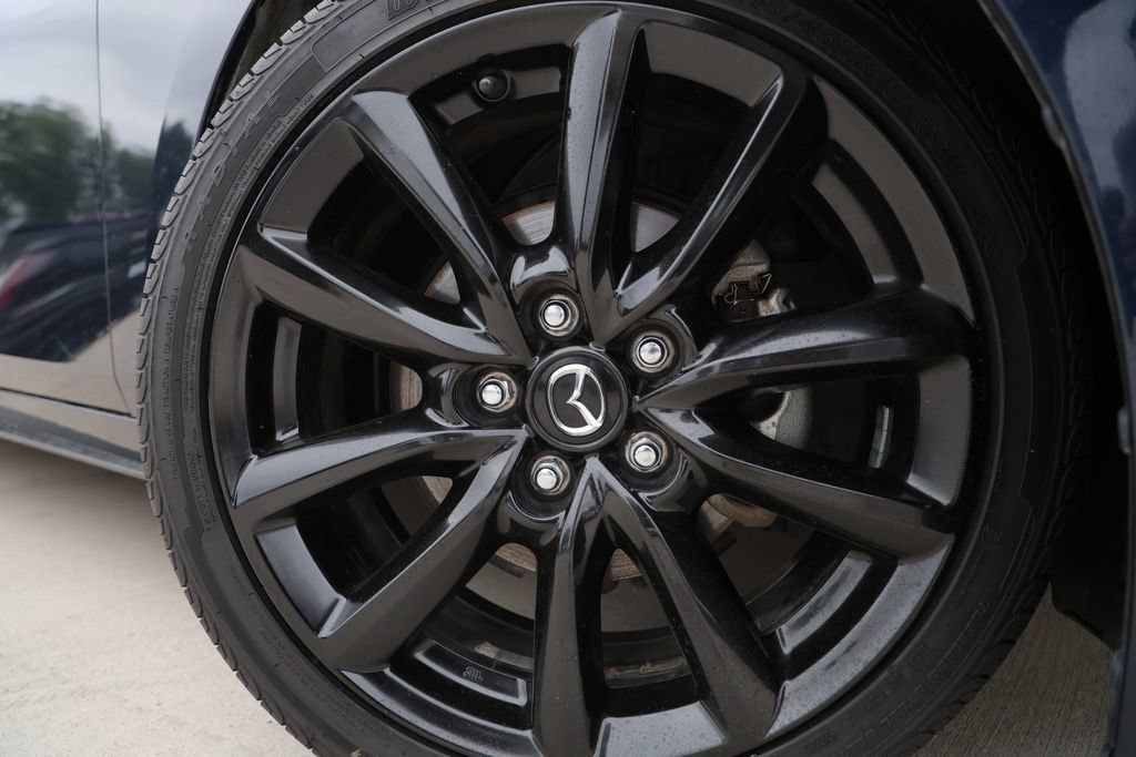 Used 2024 MAZDA MAZDA3 s FWD image 9