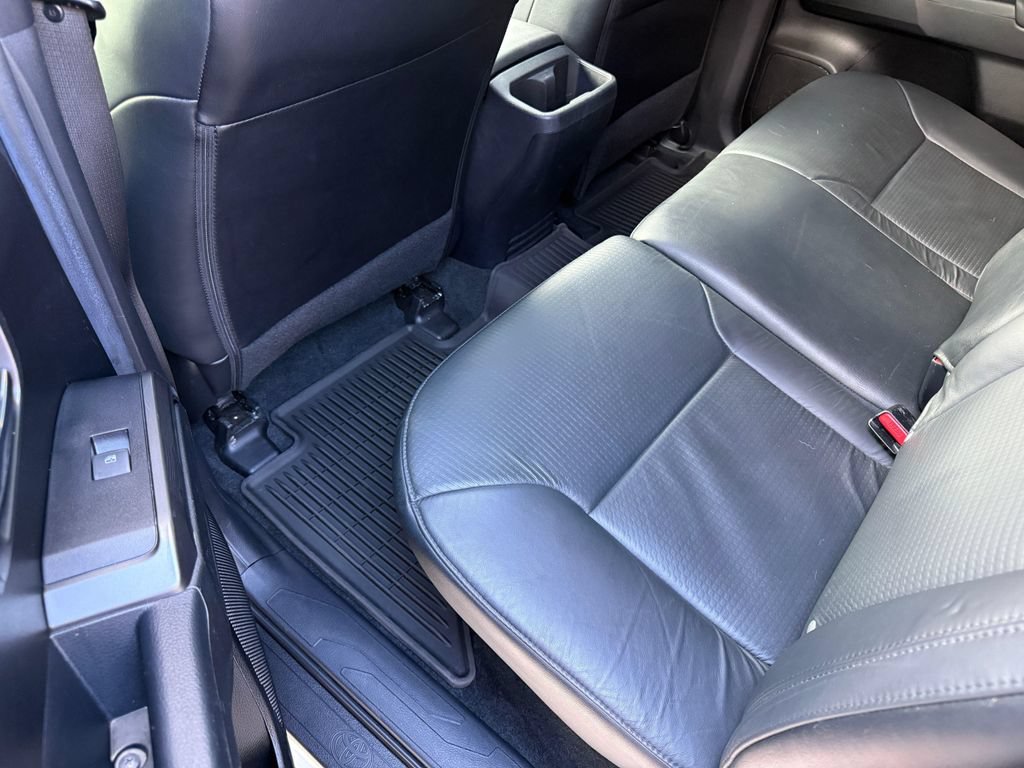 Used 2022 Toyota Tacoma TRD Off-Road w/ TRD Premium Off Road Package AWD/4WD image 31