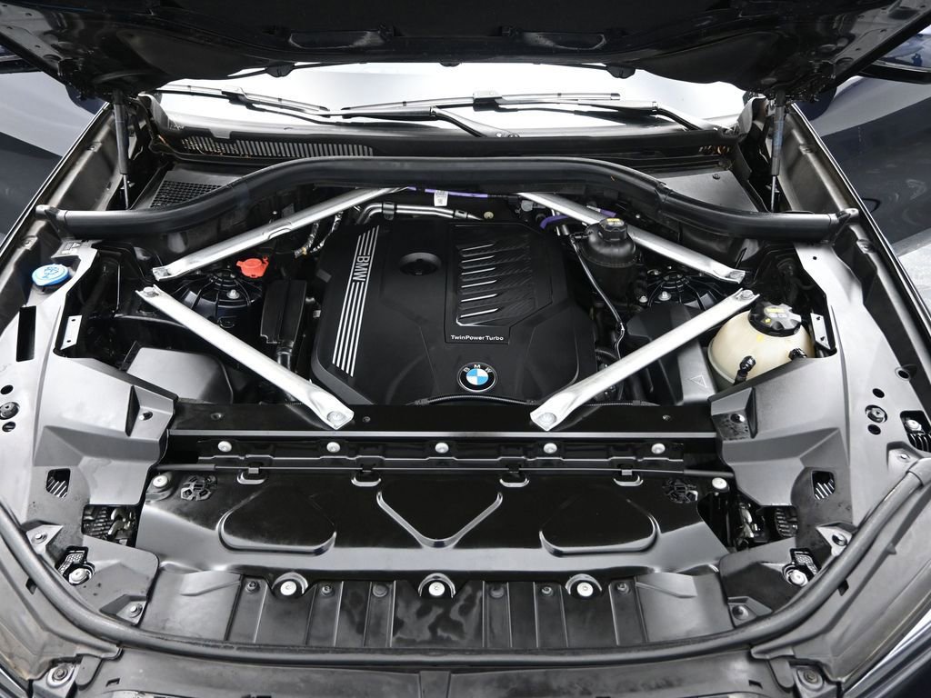Used 2023 BMW X5 xDrive40i w/ M Sport Package image 36