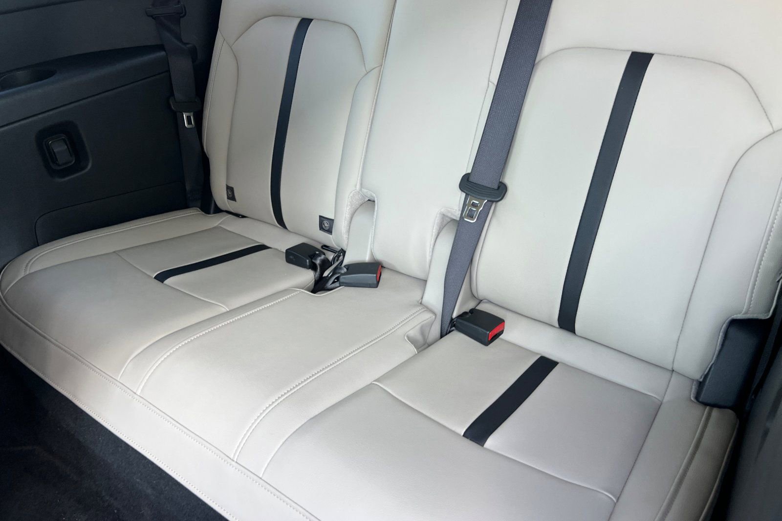 Certified 2024 MAZDA CX-90 Plug-In Hybrid w/ Preferred image 15