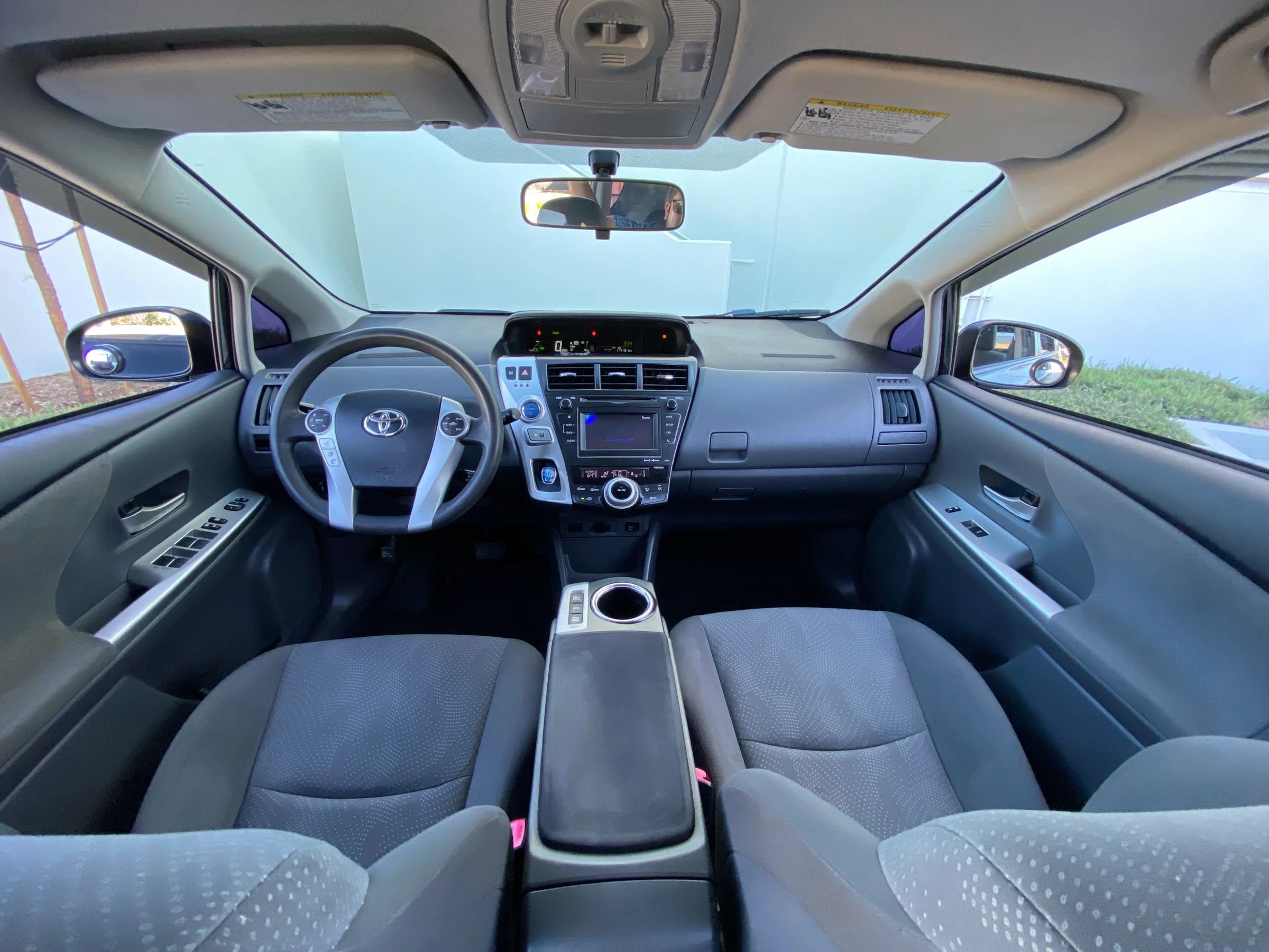 Used 2014 Toyota Prius V Three image 12