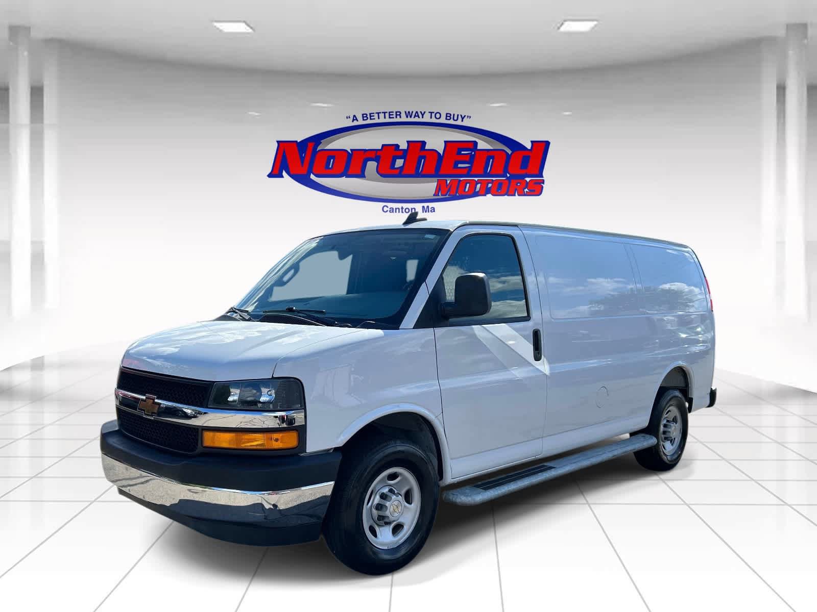 Used 2025 Chevrolet Express 2500 w/ Driver Convenience Package RWD image 7