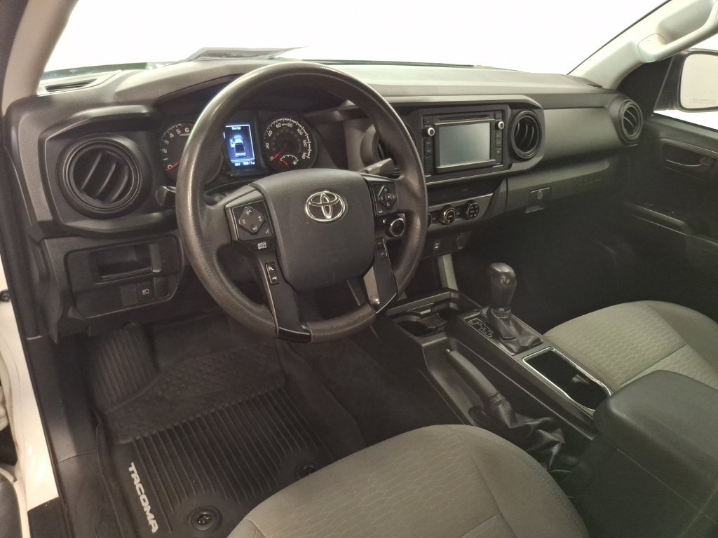 Used 2018 Toyota Tacoma SR AWD/4WD image 13