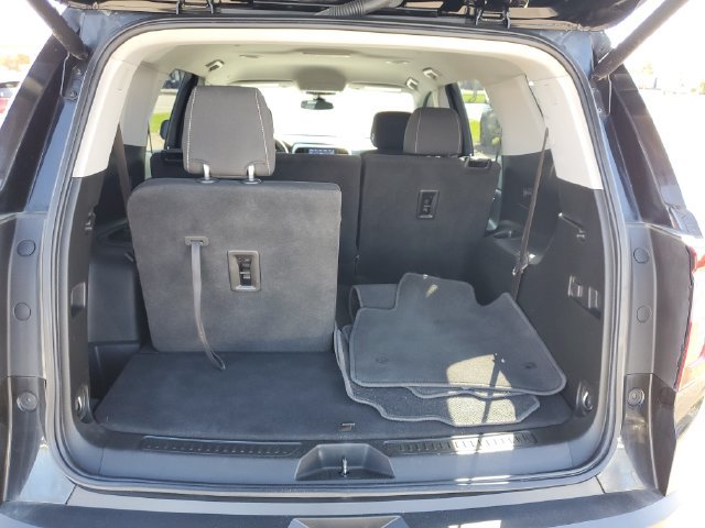 Certified 2022 GMC Acadia SLE w/ Infotainment Package AWD/4WD image 8