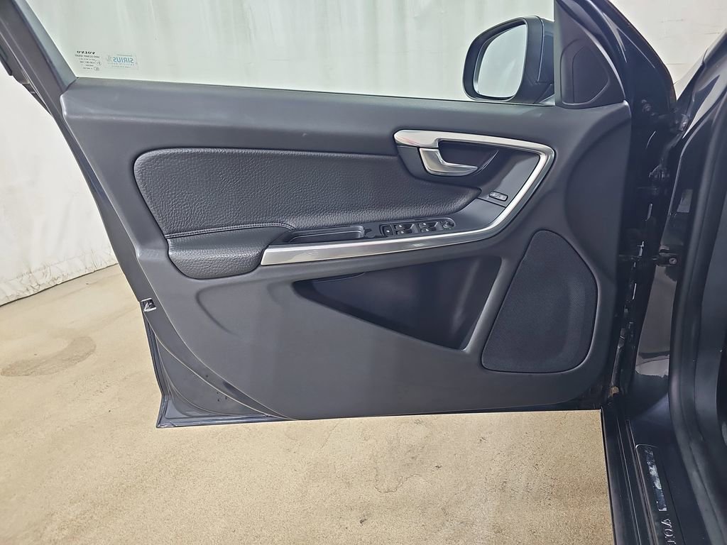 Used 2012 Volvo S60 T5 image 30