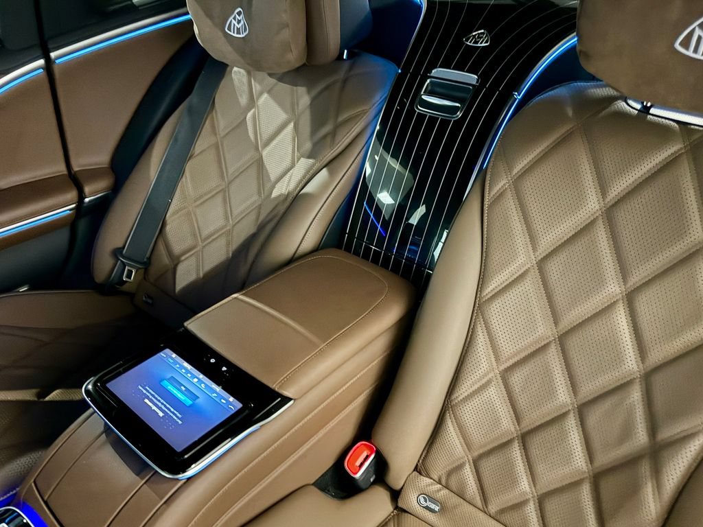 Used 2026 Mercedes-Benz Maybach S 680 4MATIC image 50