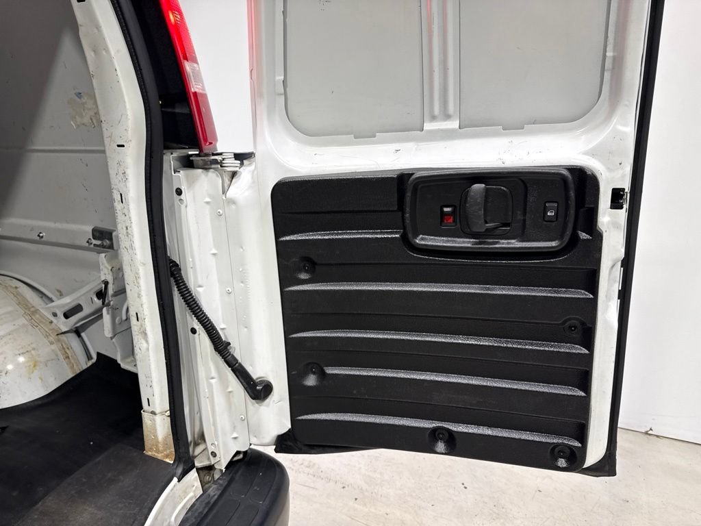 Used 2020 Chevrolet Express 2500 w/ Driver Convenience Package RWD image 27