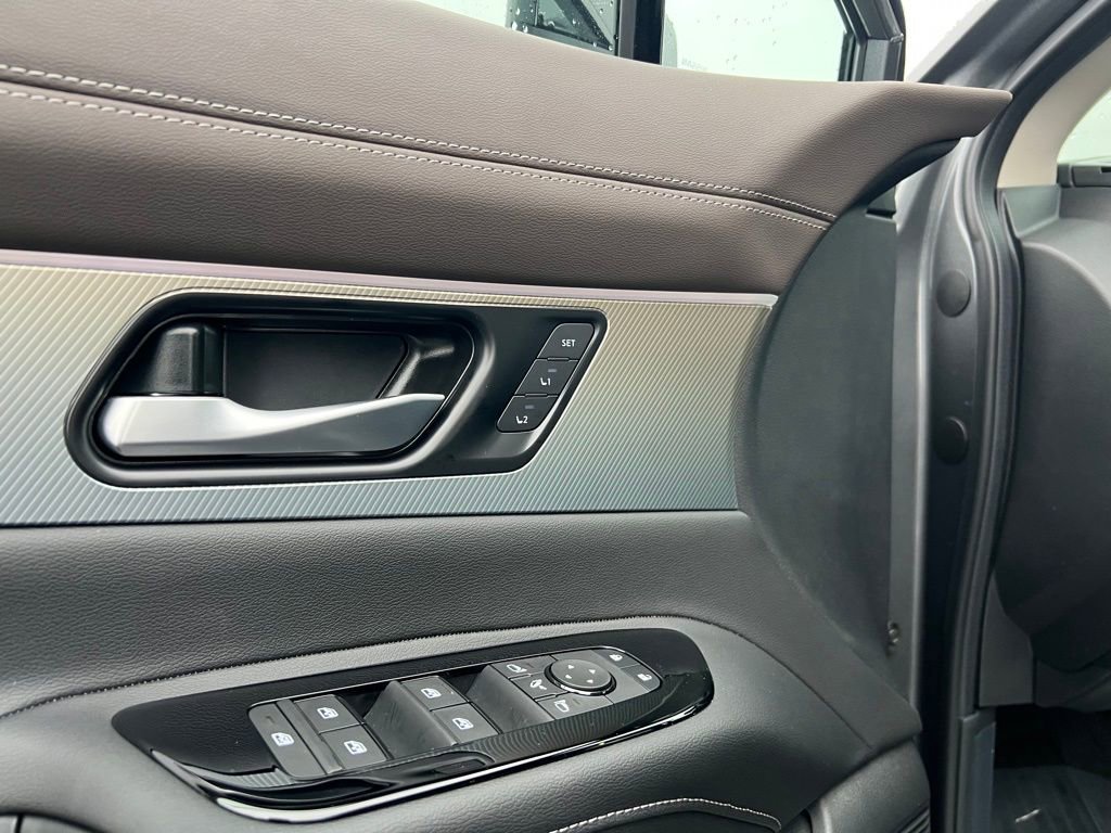 New 2026 Nissan Murano Platinum w/ Cargo Package image 13