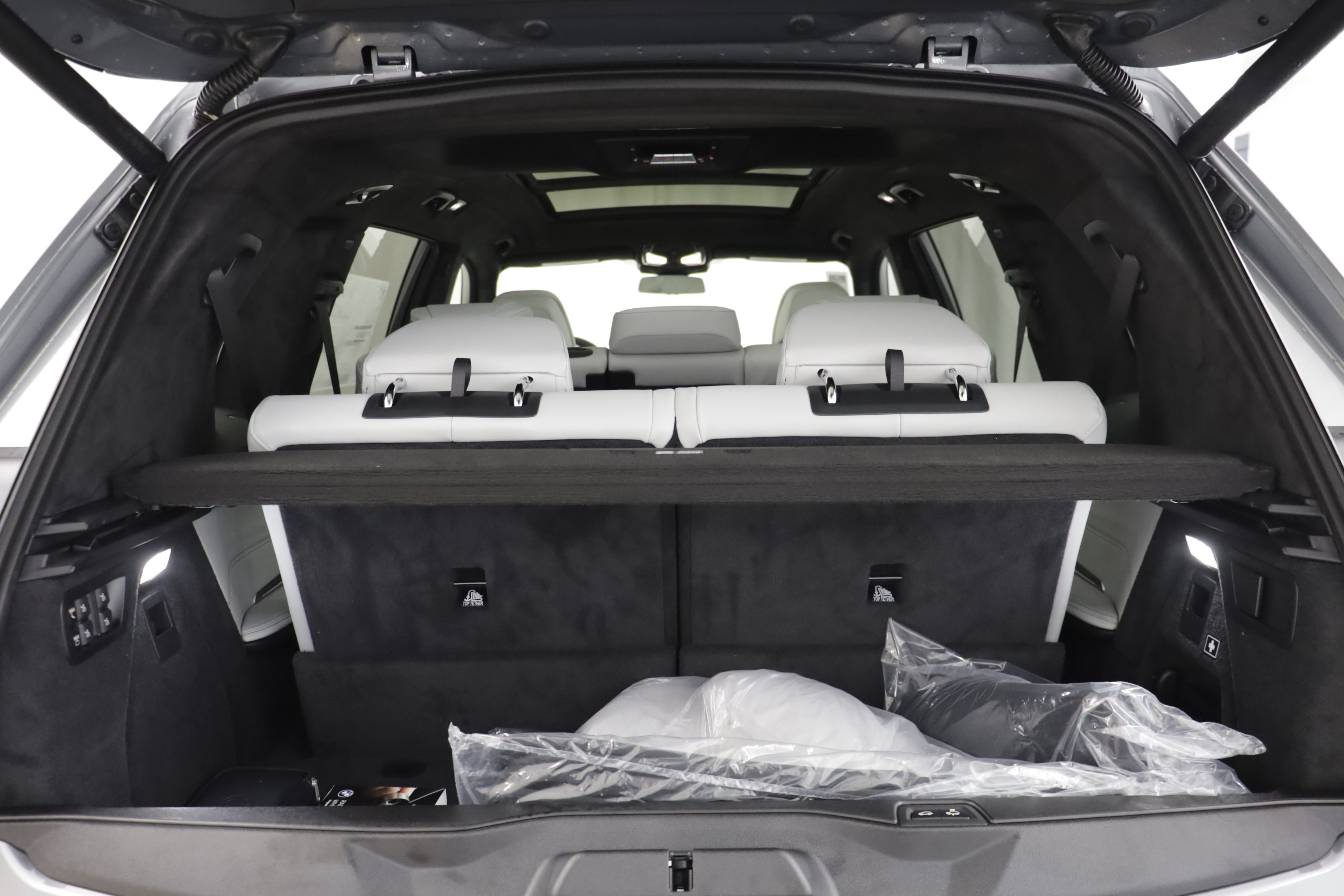 New 2027 BMW X7 xDrive40i w/ Executive Package AWD/4WD image 21
