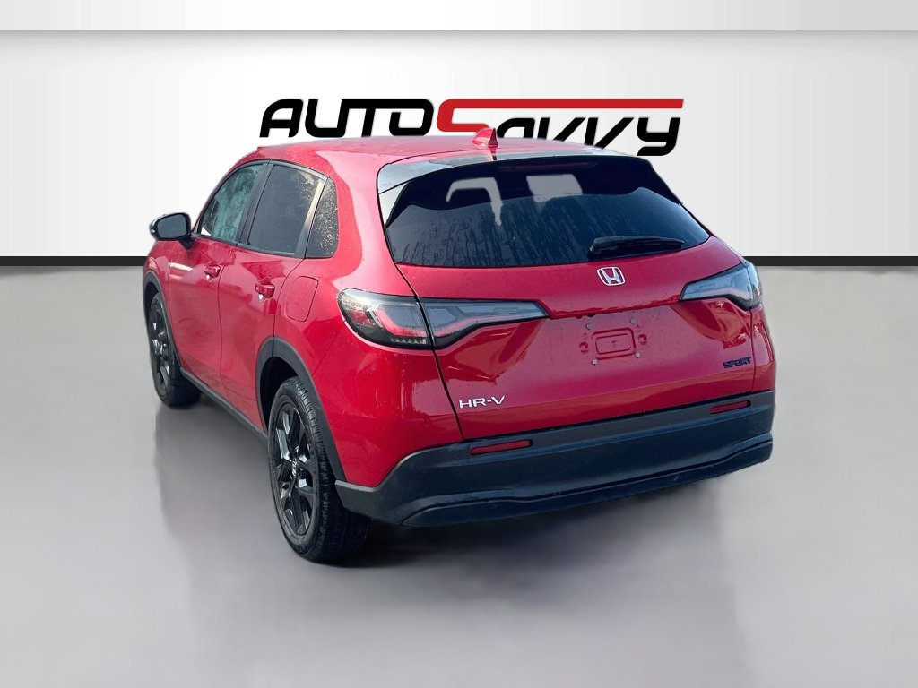 Used 2025 Honda HR-V Sport image 5