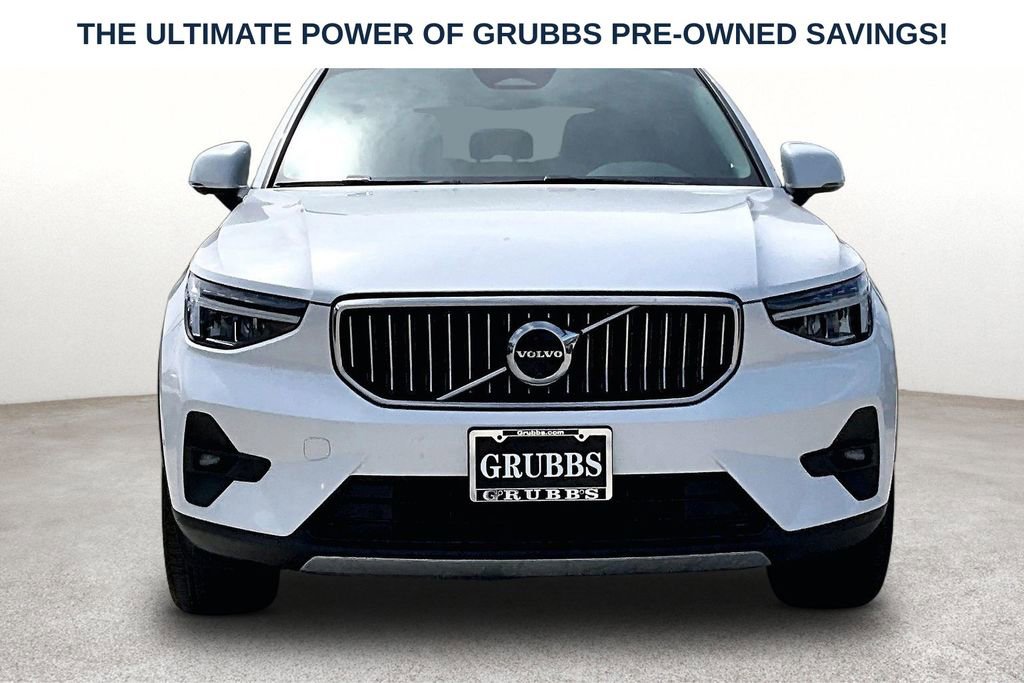 Used 2023 Volvo XC40 B4 Plus w/ Protection Package Premier FWD image 6
