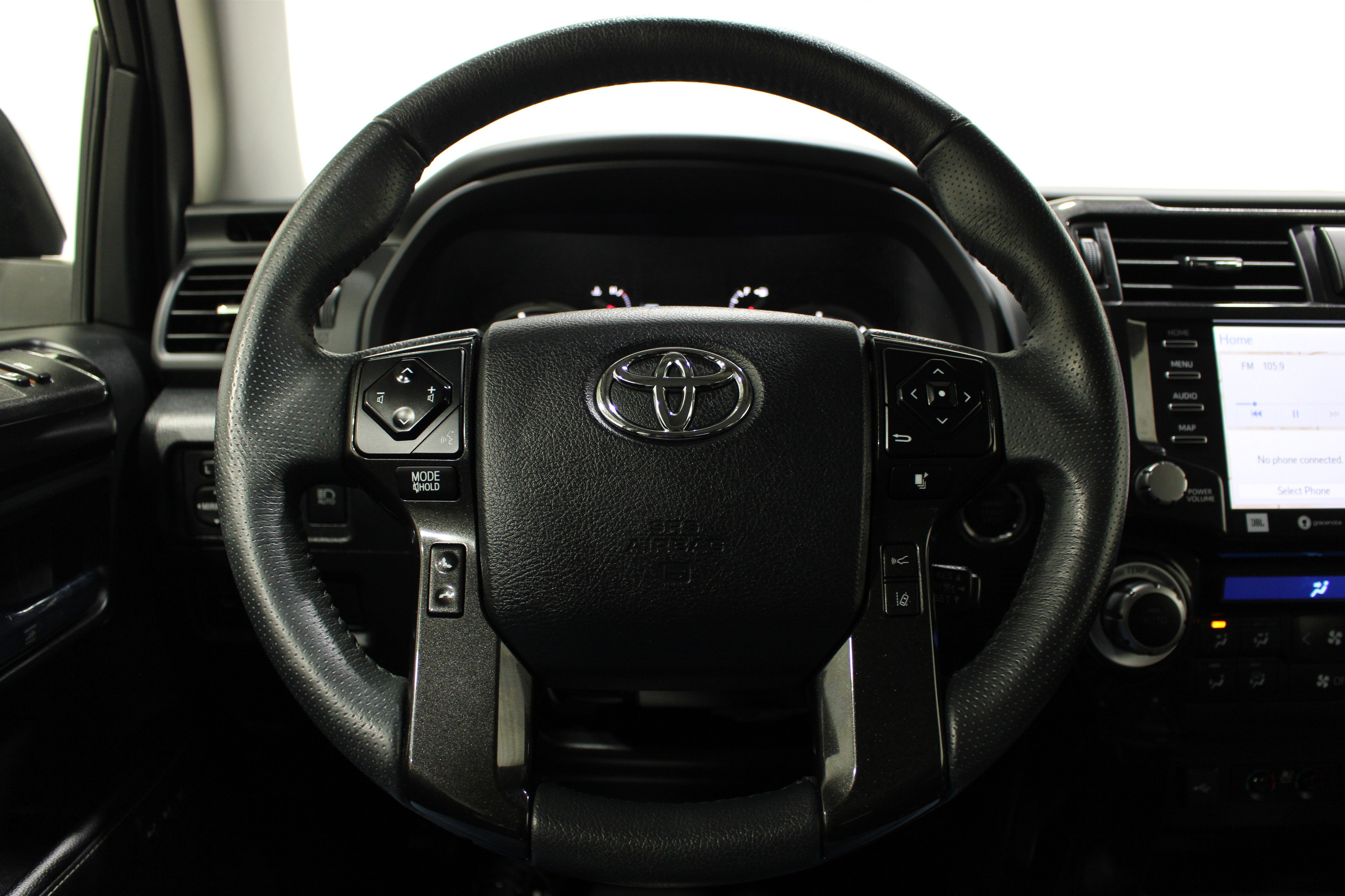 Used 2020 Toyota 4Runner Nightshade AWD/4WD image 10