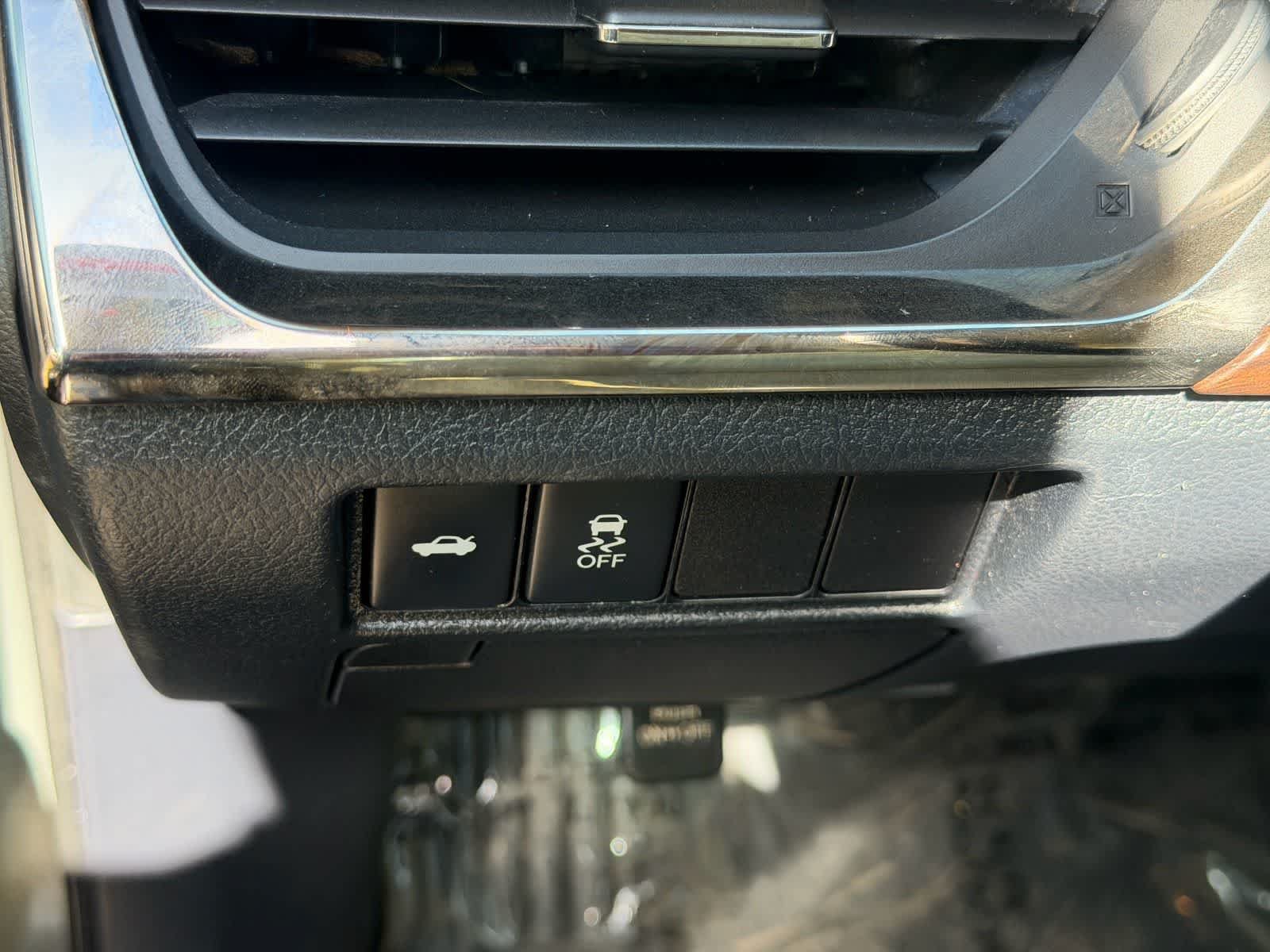 Used 2013 Toyota Avalon XLE Premium FWD image 28