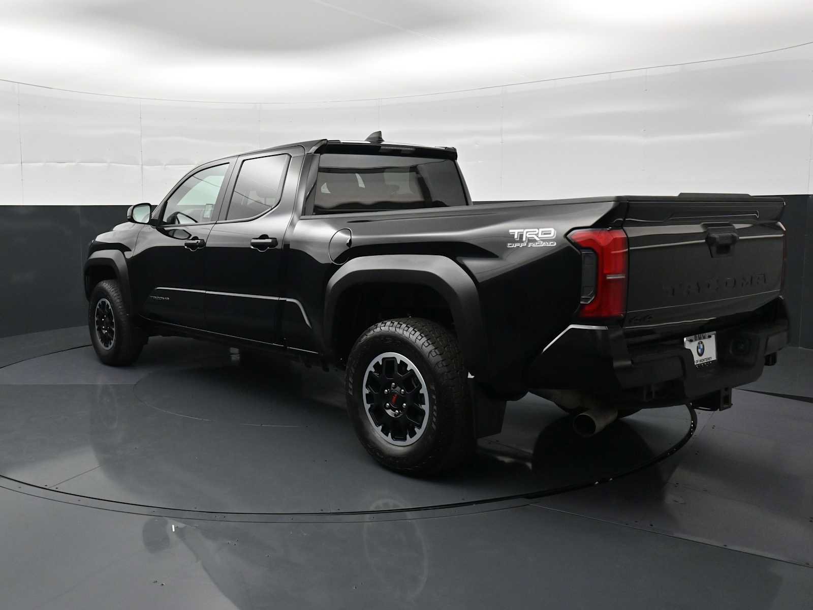 Used 2024 Toyota Tacoma TRD Off-Road AWD/4WD image 7