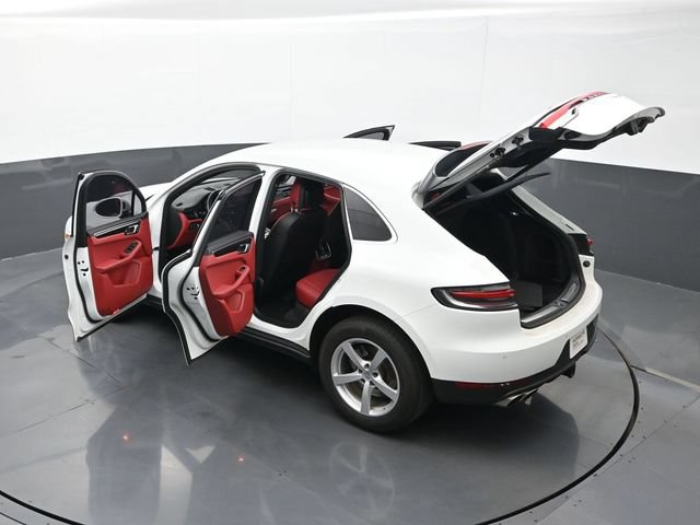 Certified 2021 Porsche Macan S AWD/4WD image 28