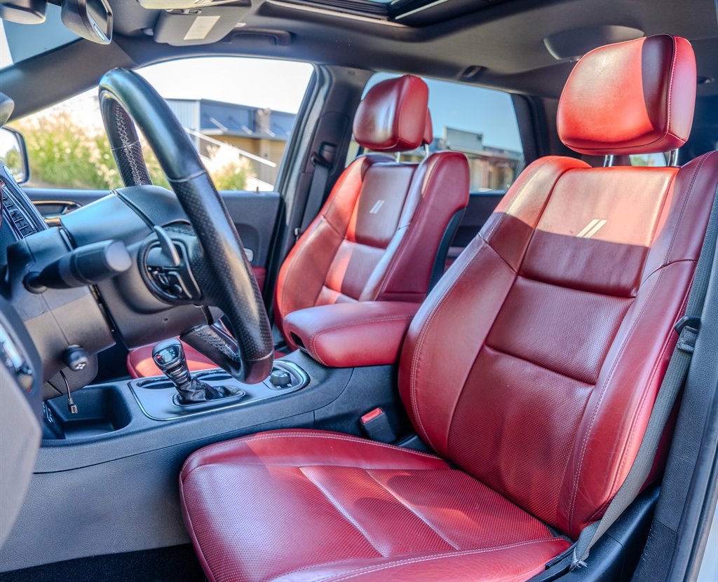 Used 2020 Dodge Durango R/T w/ Blacktop Package AWD/4WD image 25