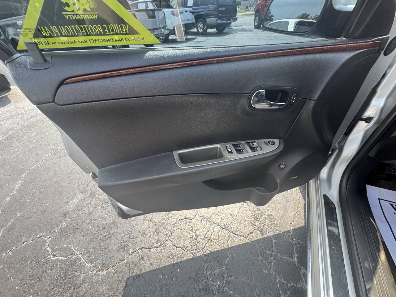 Used 2012 Chevrolet Malibu LTZ FWD image 14