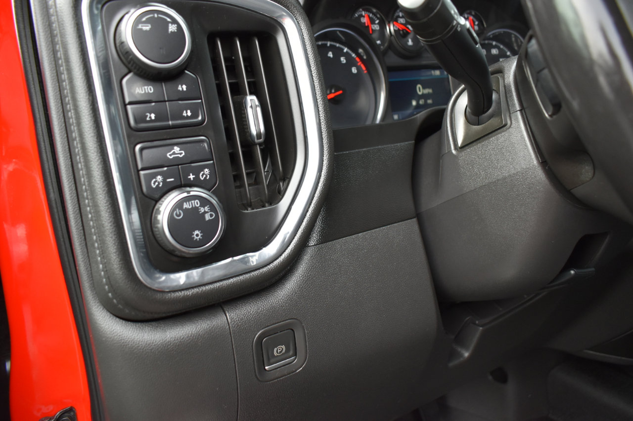 Used 2019 Chevrolet Silverado 1500 LT w/ Texas Edition image 41